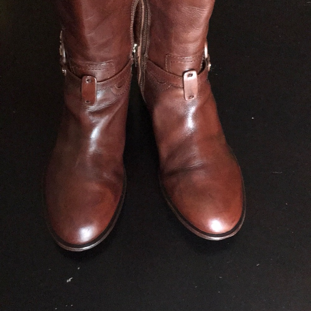 Tory Burch Riding Boot. - Picture 9 of 9